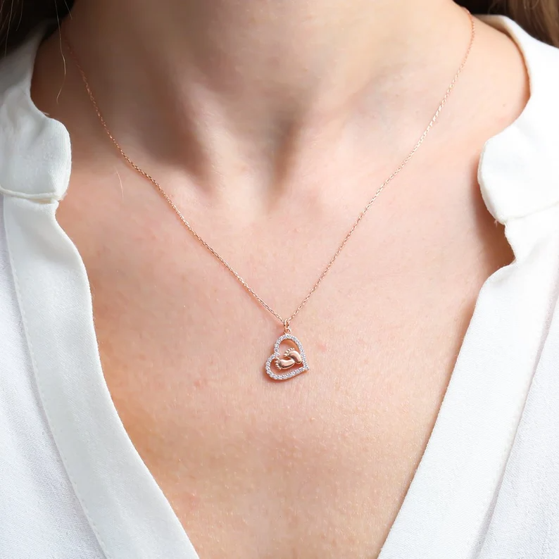To My Mommy - Baby Feet Heart Pendant Necklace Gift Set