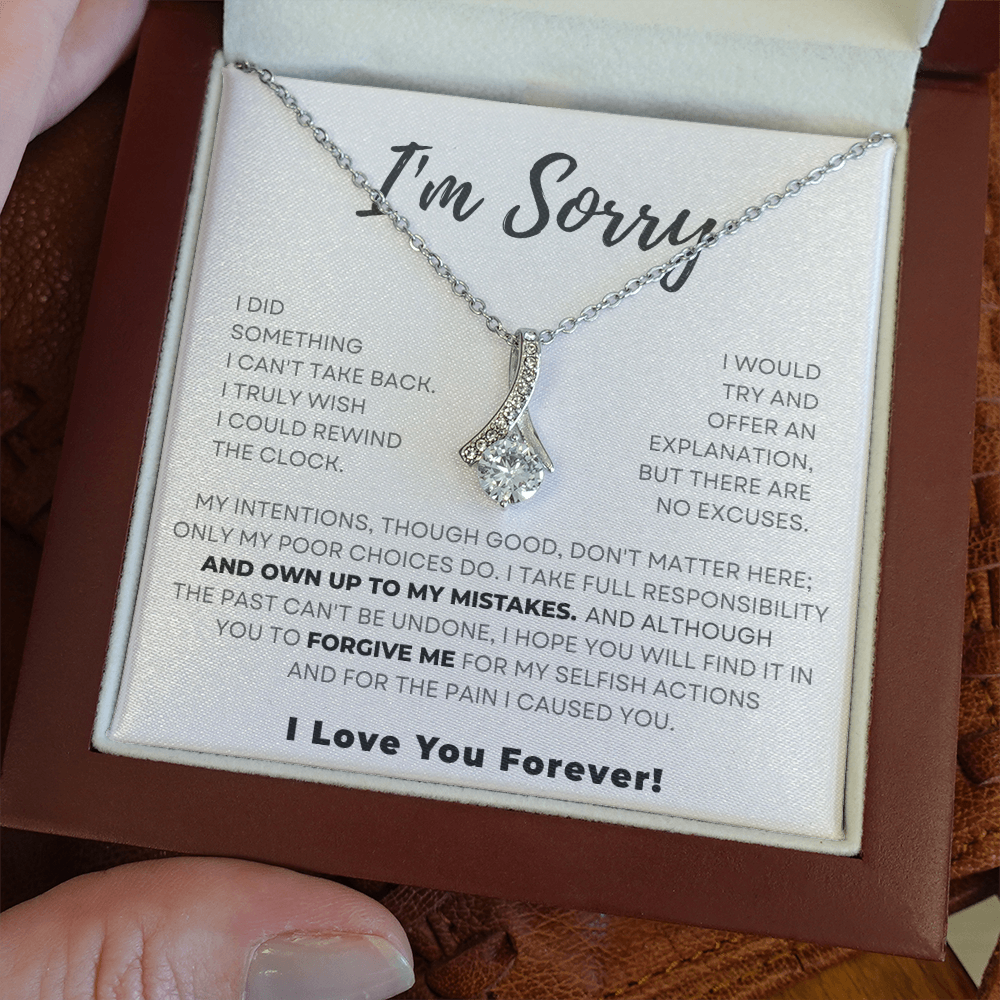 Alluring Beauty Necklace – Soulmate Apology Gift with Sparkling Cubic Zirconia Pendant