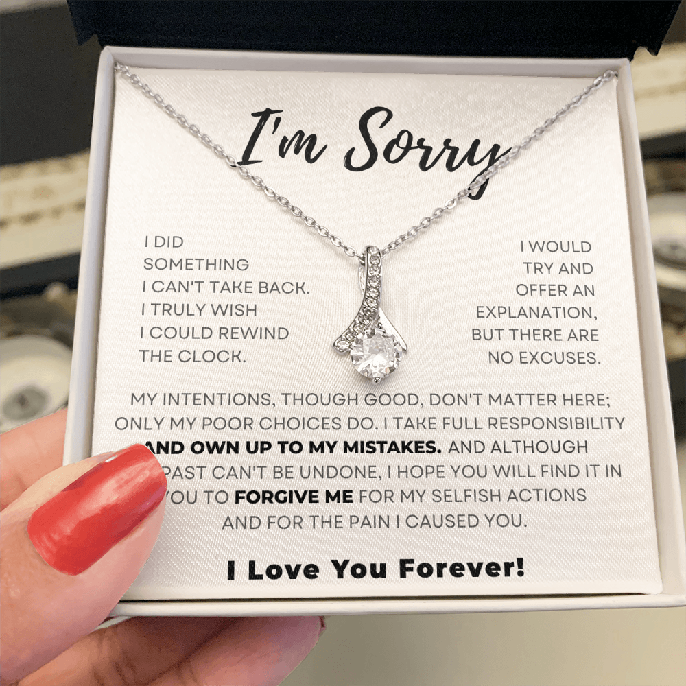Alluring Beauty Necklace – Soulmate Apology Gift with Sparkling Cubic Zirconia Pendant